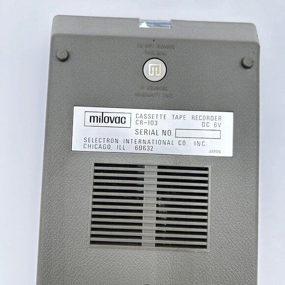 Milovac Cassette Recorder CR-103 play works but does need repair for parts read - Picture 6 of 11